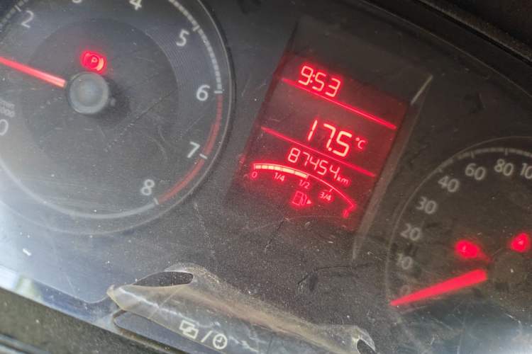 Used Volkswagen Santana 2018 1.5L Manual Fashion Edition Odometer Close Up