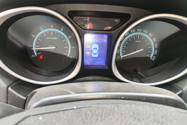 Used GAC Trumpchi GS5 2014 2.0L Automatic Two-Wheel Drive Anniversary Value Edition Odometer Close Up