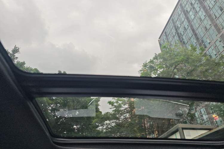 Used Geely Auto Preface 2025 Dongfang Yao 1.5TD Kunlun Edition Headliner