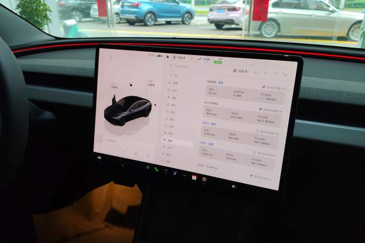 Used Tesla Model 3 2025 Rear-Wheel-Drive Version Audio And AC Panel