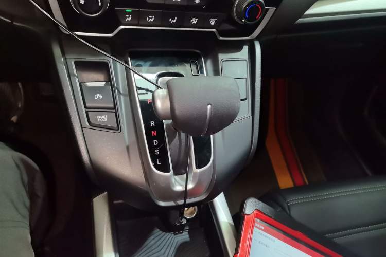 Used Honda CR-V 2019 240TURBO CVT 2WD Comfort Version China V Gear Lever