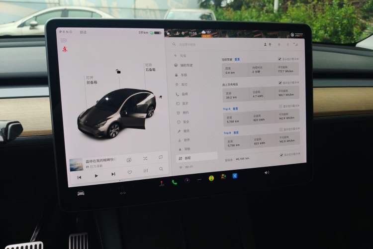 Used Tesla Model Y 2021 Standard Range Rear-Wheel Drive Version Audio And AC Panel