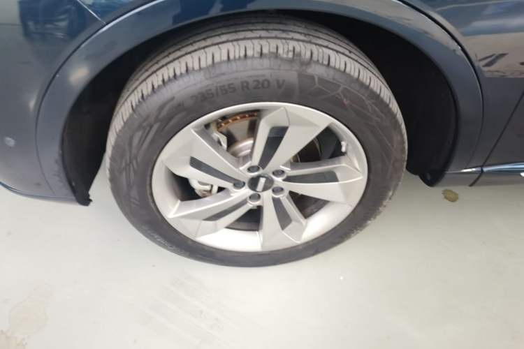 Used Wey Mocha New Energy 2024 Hi4 Four-Wheel Drive Long-Range Version Exterior 4