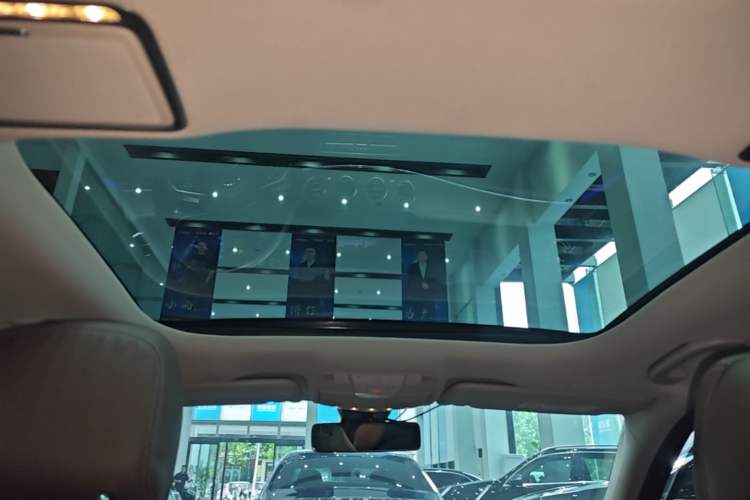Used Mercedes-Benz E-Class 2023 Updated E 300 L Fashion Edition
