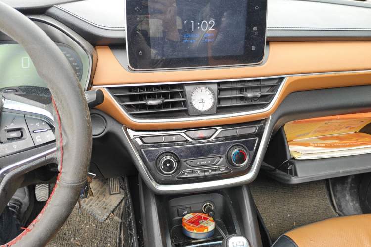 Used Wuling Hongguang S3 2018 1.5T Manual Luxury Model China V Standard