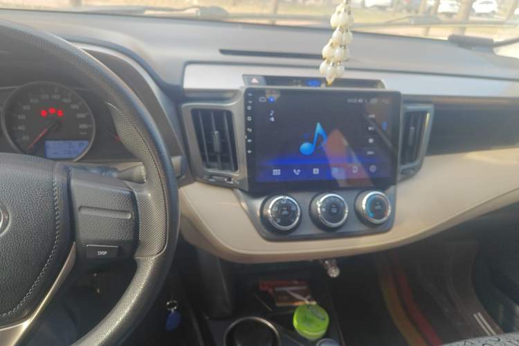 Used Toyota RAV4 2013 2.0L CVT Two-Wheel Drive Urban Edition