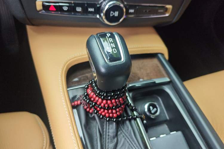 Used Volvo S90 2017 T4 Zhiyuan Edition Gear Lever