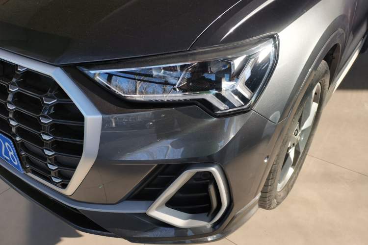 Used Audi Q3 2022 35 TFSI Fashion Dynamic Model