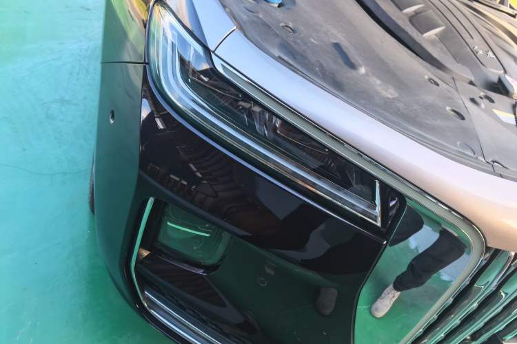 Used Hongqi H9 2022 3.0T Smart Connect Flagship Four-Seater Version
