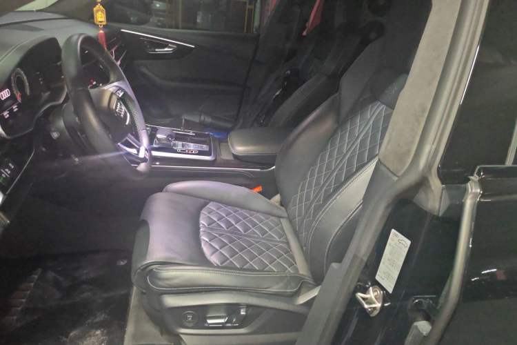 Used Audi Q8 2022 55 TFSI Prestige Dynamic Edition Left Front Seat