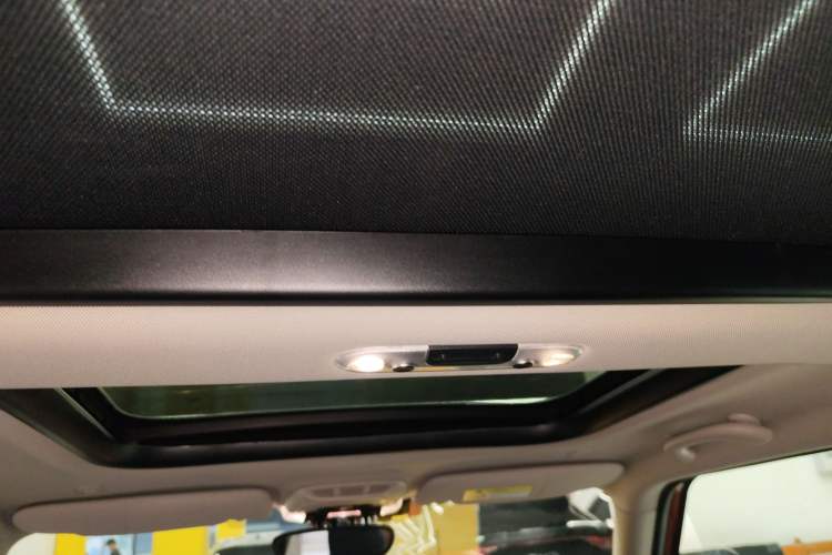 Used MINI Clubman 2022 1.5T COOPER Connoisseur Headliner