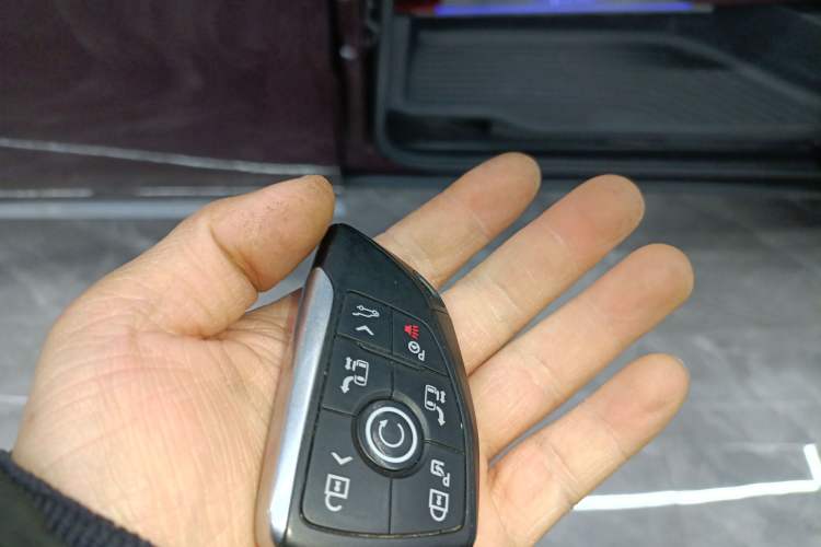 Used Buick Century 2023 2.0T Six-Seater Yinshi Edition