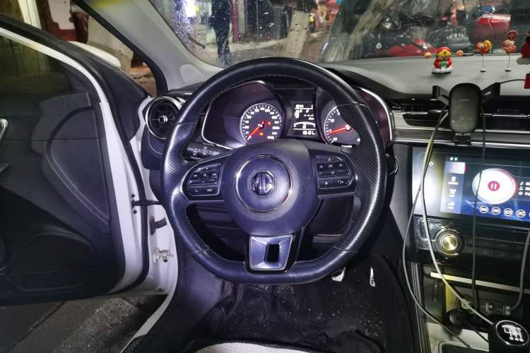 Used MG 6 2017 20T Manual Luxury Smart Connect Version China V Standard