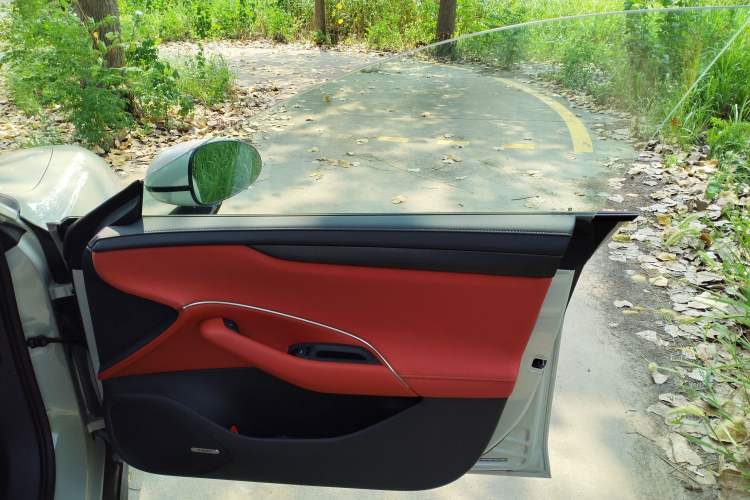 Used Xiaomi Auto SU7 2024 Rear-Drive Long-Range Intelligent Driving Version
