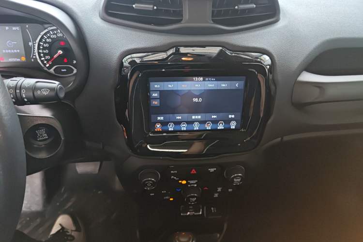 Used Jeep Renegade 2019 220T Automatic Elite Edition
