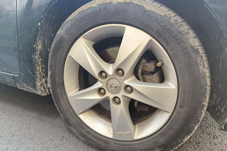 Used Hyundai Elantra (5th Generation / Langdong) 2012 1.6L Manual Leading Model
