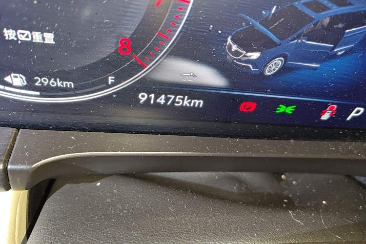 Used Buick GL8 2022 ES Landtrek 653T Luxury Edition