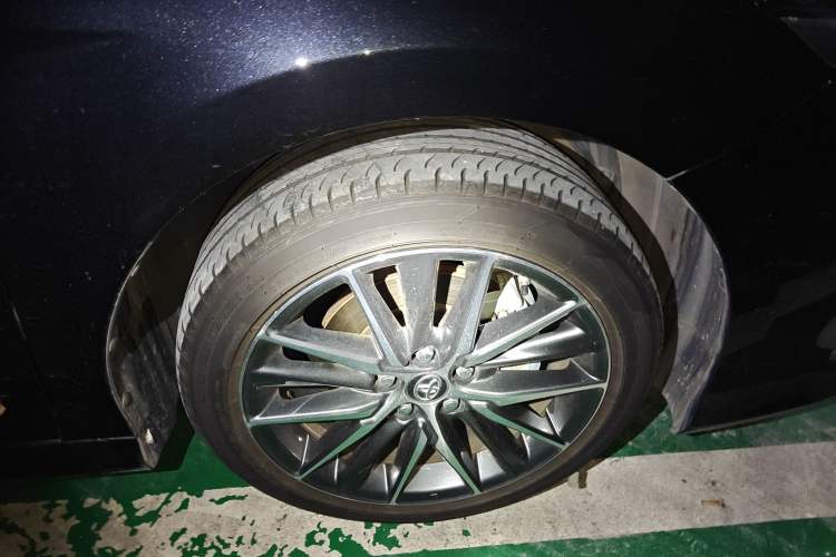 Used Toyota Camry 2021 2.5G Luxury Edition
