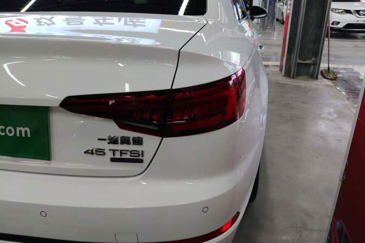 Used Audi A4L 2018 30th Anniversary Edition 40 TFSI Fashion Model