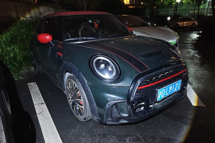 Used MINI JCW 2022 Refresh 2.0T JOHN COOPER WORKS ALL-IN Front Right 45 Deg