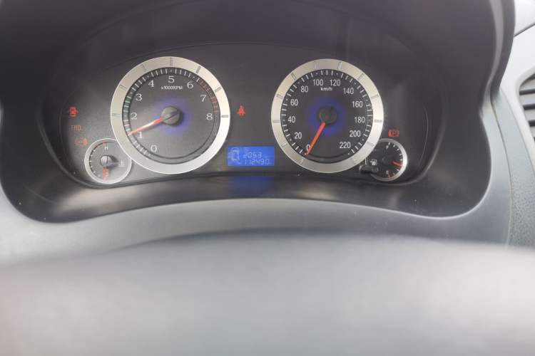 Used Geely Auto Diamond 2016 1.5L Manual Elite Version China IV Standard Odometer Close Up