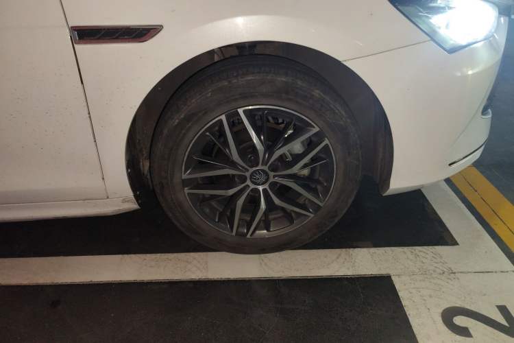 Used BYD Qin PLUS 2021 DM-i 120KM Flagship Model