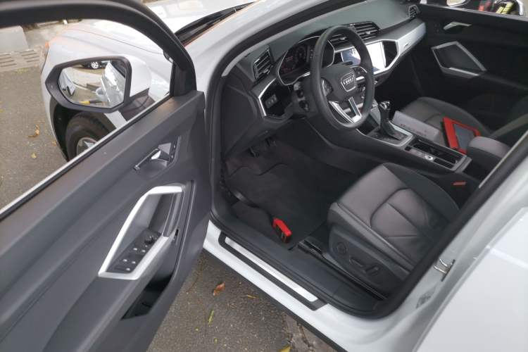 Used Audi Q3 2021 35 TFSI Advanced Style Edition
