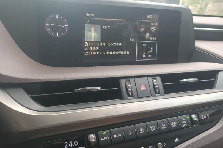 Used Lexus ES 2020 300h Premier Edition