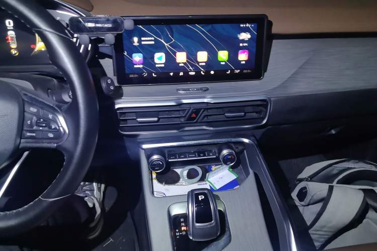 Used Geely Auto Coolray 2019 260T DCT Explorer China V Standard