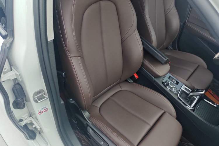 Used BMW 1 Series 2021 120i M Sport Night Edition Right Front Seat