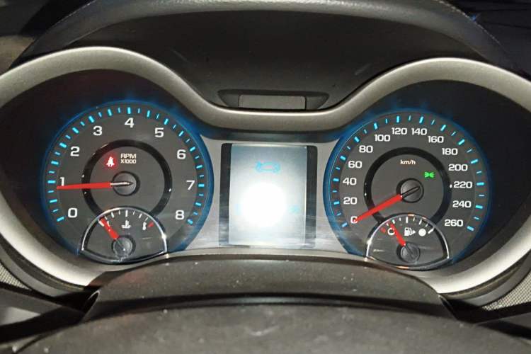 Used Chevrolet Malibu 2016 2.0L Automatic Comfort Edition Instrument Cluster