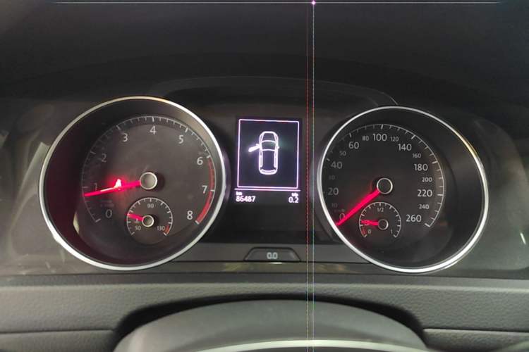 Used Volkswagen Golf 2018 230TSI Automatic Comfort Model Instrument Cluster