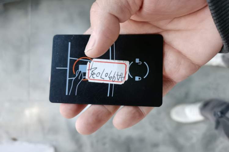 Used Tesla Model Y 2025 Rear-Wheel-Drive Version
