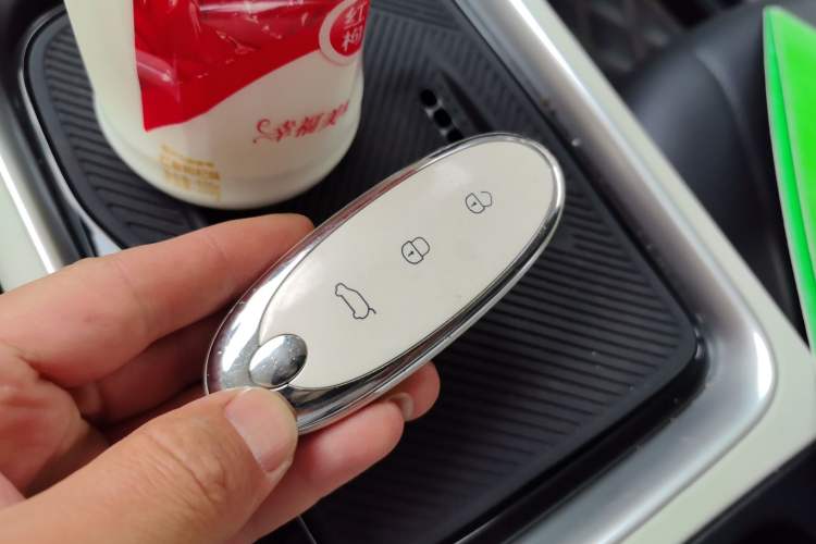 Used Dongfeng NAMMI 01 2024 430 Max Smart+ Vehicle Key