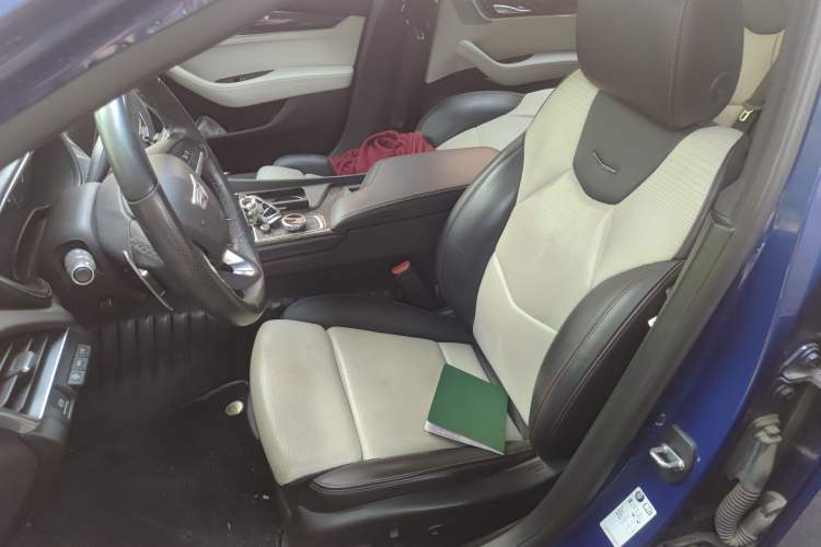 Used Cadillac CT5 2020 Revised 28T Platinum Sport Edition Left Front Seat