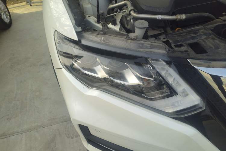 Used Nissan X-Trail 2021 2.5L CVT 4WD XL ITS 3-Row Luxury Flagship Edition Right Front Headlight