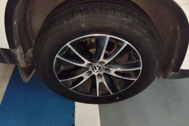 Used Volkswagen Tiguan 2015 1.8TSI Automatic Two-Wheel Drive Luxury Model