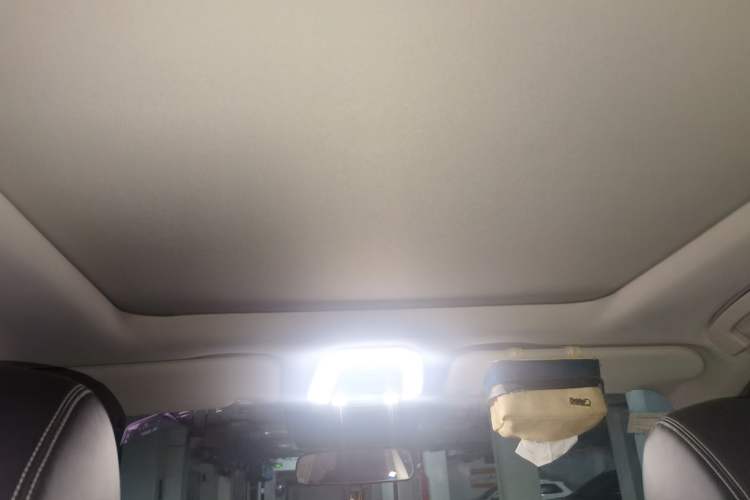 Used Venucia Star 2020 260T Automatic 48V Mild Hybrid Turbocharged Starry Edition