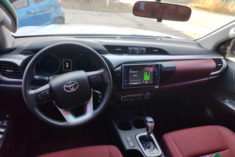 Used Toyota Hilux 2018 2.7L Automatic 4x4 GLX SR5 – Middle East
