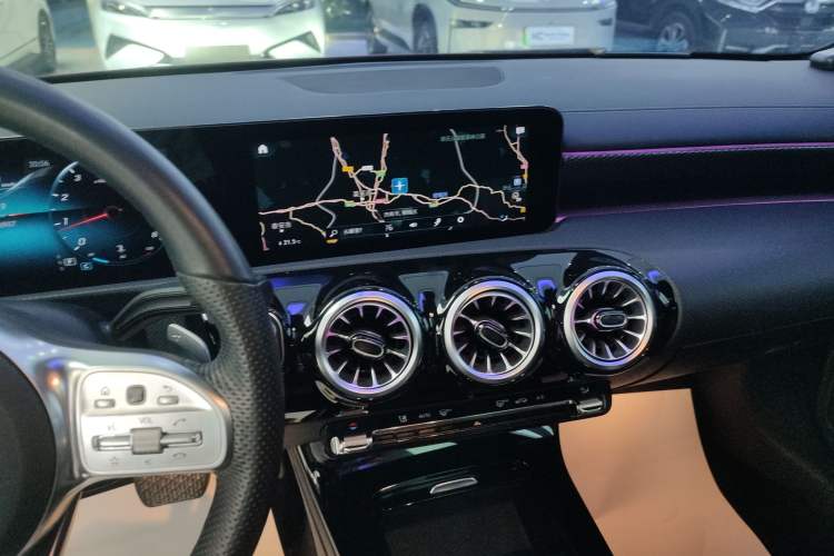 Used Mercedes-Benz A-Class 2021 A 200 L Sport Sedan Fashion Model Audio And AC Panel