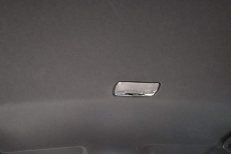 Used Honda XR-V 2019 1.5L CVT Classic Edition China VI Headliner