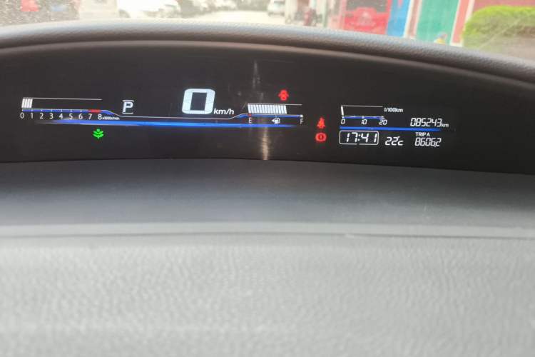 Used Honda Jade 2014 1.8L Automatic Comfort Elite Version 5 Seats