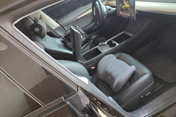 Used Tesla Model 3 2022 Rear-Wheel-Drive Version
