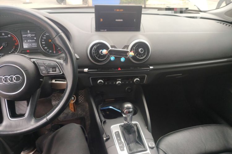 Used Audi A3 2017 Sportback 35 TFSI Style Edition Audio And AC Panel