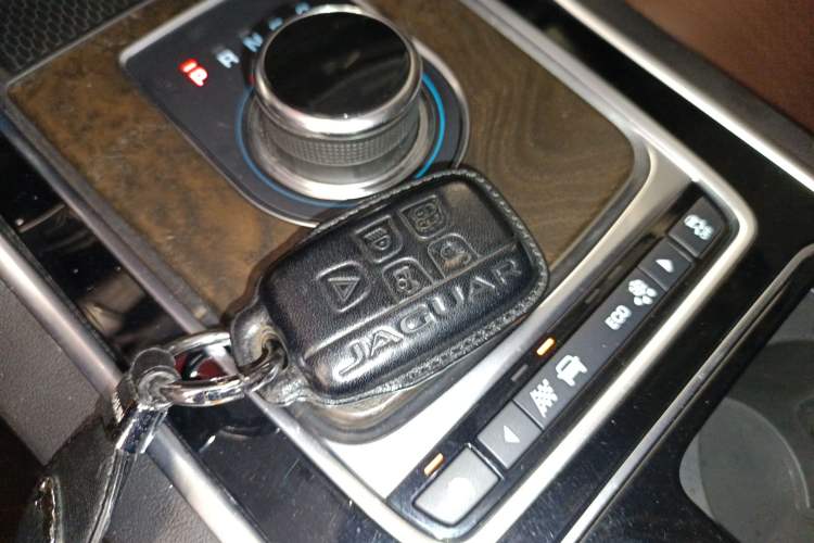 Used Jaguar XFL 2017 XFL 2.0T 240PS Luxury Edition