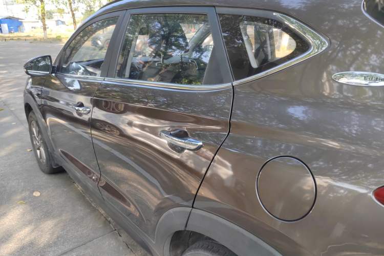 Used Hyundai Tucson 2018 1.6T Dual-Clutch Two-Wheel Drive 15th Anniversary Special Edition