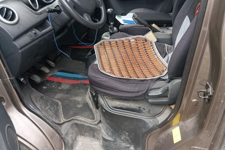 Used CHANGAN KAICHENG Ruixing M60 2019 1.5L Standard Model China V Emission Standards 5/6 Seats 4G15S