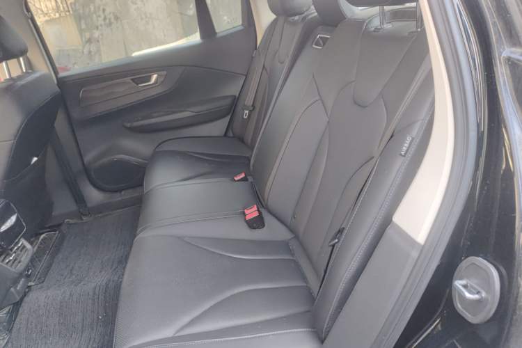 Used Hongqi E-QM5 2022 431 km Charge & Enjoy Edition
