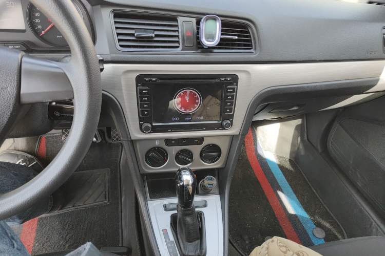 Used Volkswagen Lavida 2013 Revised Classic 1.6L Automatic Fashion Edition