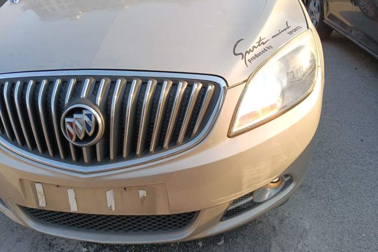 Used Buick GT 2011 GT 1.8L Automatic Fashion Edition Leather Model Left Front Headlight